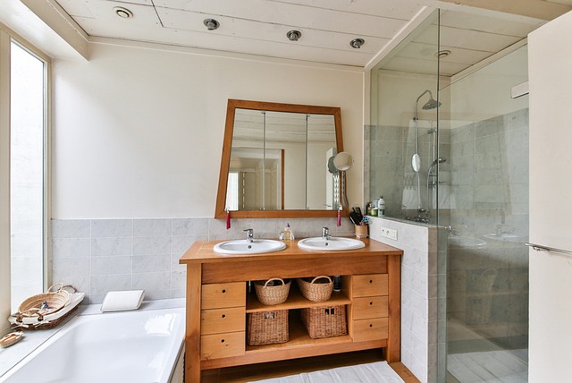 A modern bathroom with enclosed shower.  Helotes Remodeling Contractors can you get one too.