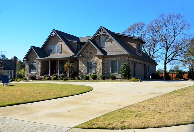 Elegant modern home on property. Let Helotes Remodeling Contractors turn your home into the home of your dreams.